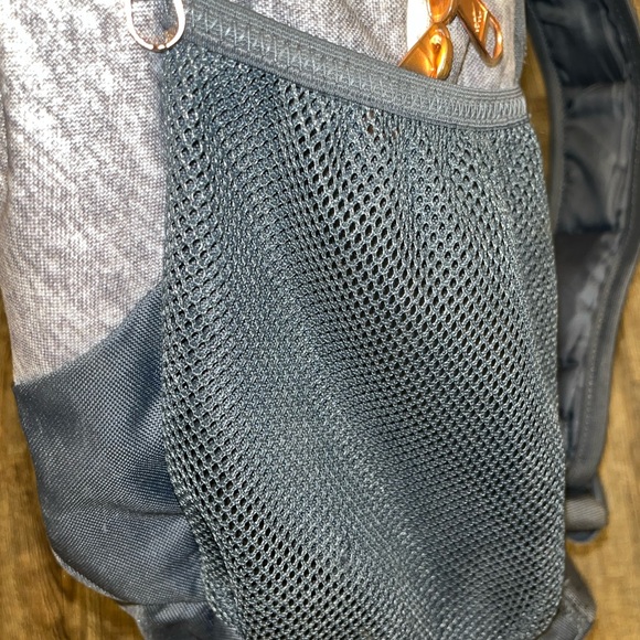 Adidas Excel 6 backpack in the color Jersey grey/Onix grey/ Rose gold. - Picture 10 of 11